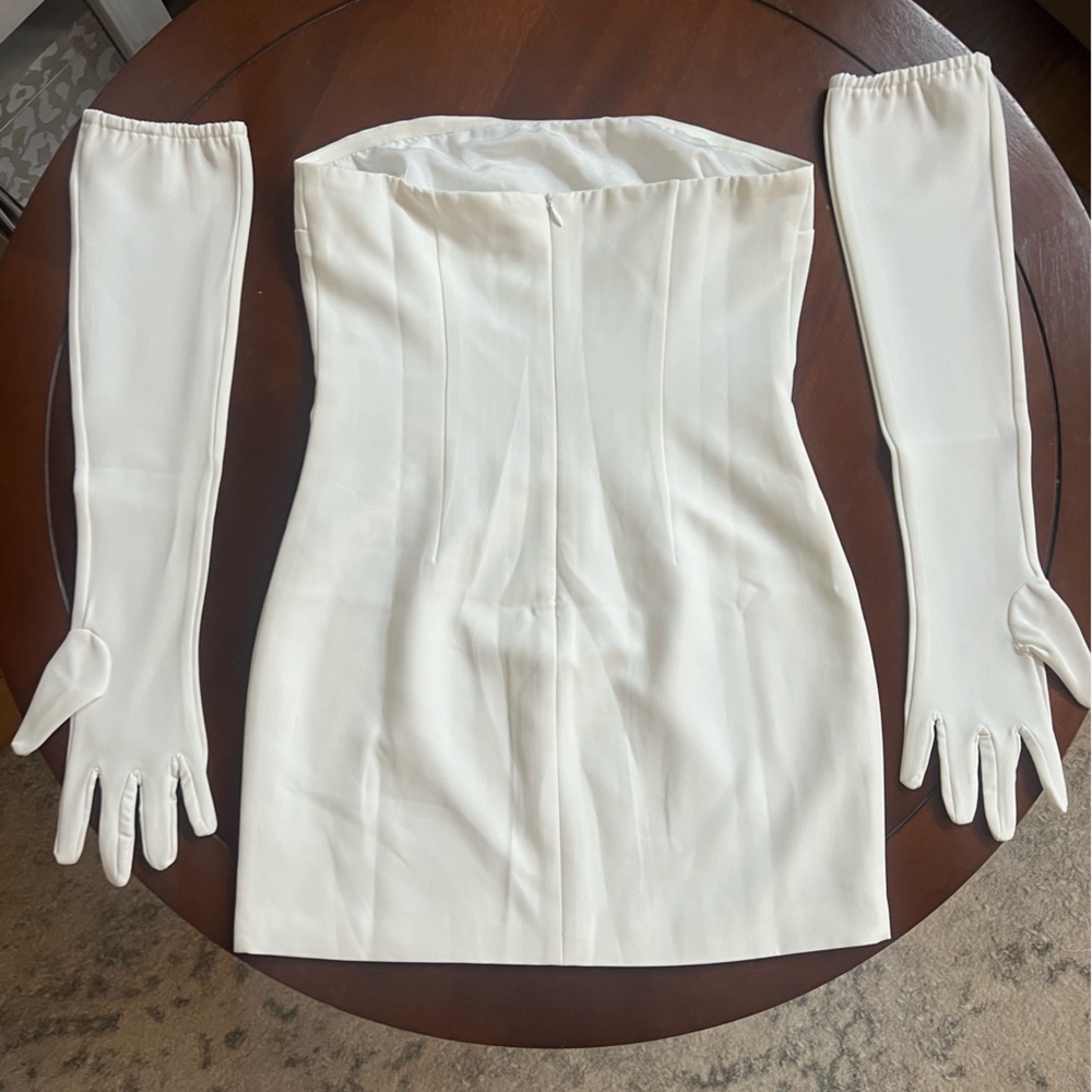 Isabel Strapless Mini Dress in White - Picture 3 of 9